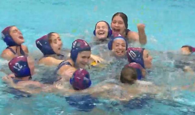 İzmirli kızlar tarih yazdı: Türkiye’ye sutopundaki ilk Avrupa Kupası’nı getirdiler