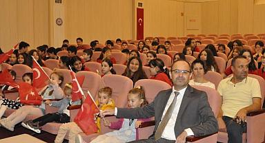 Öğrenciler bilim şenliğinde hem eğlendi hem öğrendi