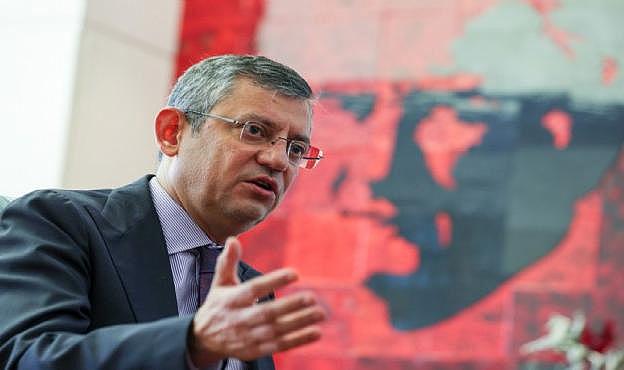 Özel&#039;den &#039;Soyer&#039;e soruşturma&#039; tepkisi: Bula bula bunu bulmuşlar!