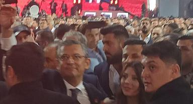 Özgür Özel destekçilerinden büyük coşku