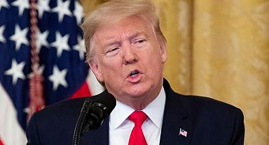 Trump’a kamera önünde el hareketi yaptı