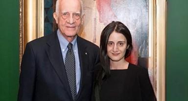 Ünlü iş insanı kızını evlatlıktan reddetti!