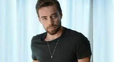 Ünlü şarkıcı Murat Dalkılıç ameliyat oldu