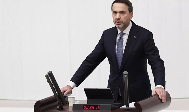 Bakan Bayraktar duyurdu: Kış saatine geçilmeyecek