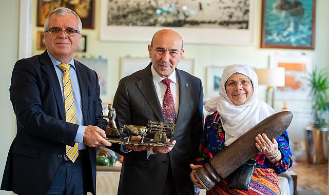 Balkan Ülkeleri Dostluk Derneği’nden Başkan Soyer’e teşekkür ziyareti