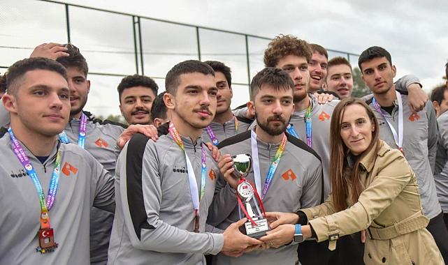 Sezonu kupayla açtılar