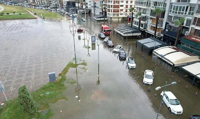 Tek tek sıraladılar: İzmir&#039;de deniz taşmasına karşı neler yapılmalı?