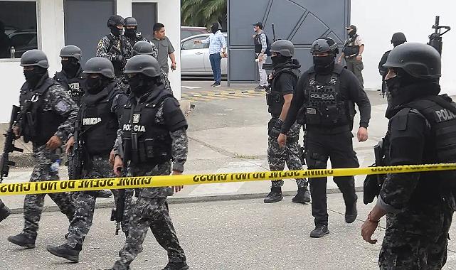 Bir ülke yangın yeri: Çete lideri kaçtı, ortalık karıştı