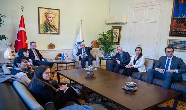 Tunç Soyer, Büyükelçi Nikolaus Meyer-Landrut ile Buluştu: Durum Ne Olursa Olsun Kendilerini Geliştiriyorlar