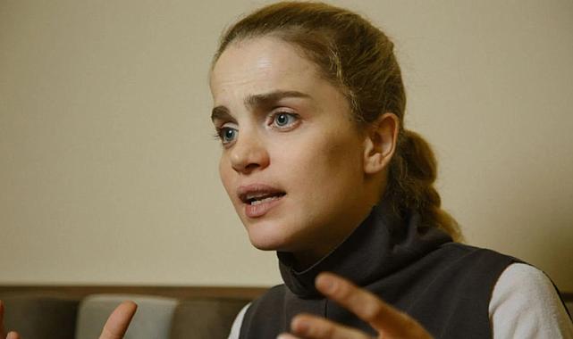 Tuğçe Kazaz sözleriyle tepki çekti! Sosyal medyada din değiştirme göndermesi