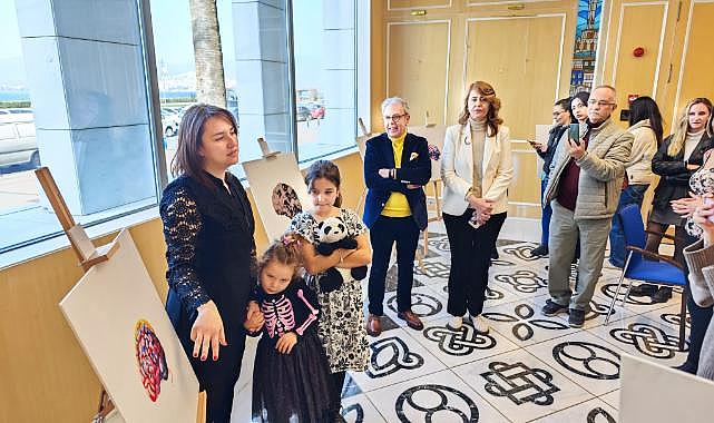 &quot;Altı Üstü Bilinç&quot; sanatseverlerle buluştu