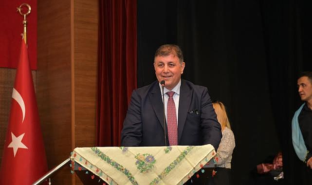 Başkan Tugay: Bundan sonraki türküleriniz inşallah dertli değil hep neşeli olsun