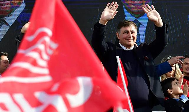 Bayındır, Çiğli ve Karabağlar&#039;da Tugay&#039;a coşkulu karşılama: Su faturaları düşecek