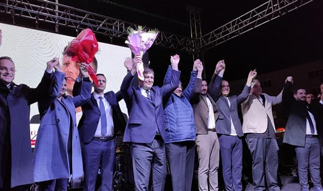 Büyükşehir Adayı Tugay Bornova&#039;da konuştu: Her sorununuzda ilk ben koşacağım