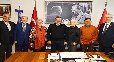 CHP'de tecrübeli isimlerden oluşan Danışma Kurulu seçime özel çalışmalarına başladı.