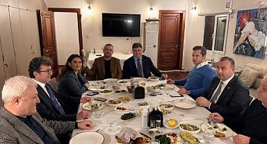 CHP İzmir'de akşam yemeğinde seçim kritiği