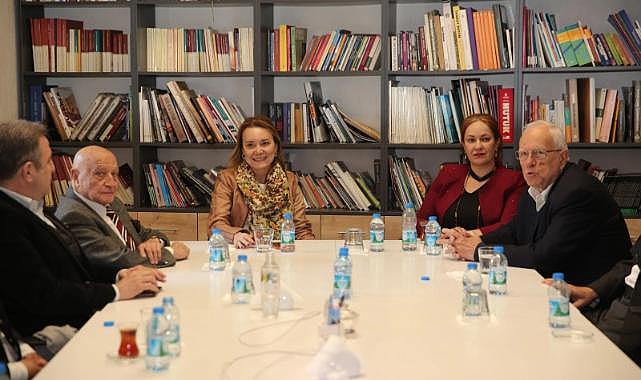 CHP’li Mutlu’dan ‘Kemeraltı’ mesajları... Bölgenin sorunlarını çok iyi biliyorum!