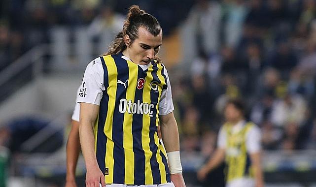 Fenerbahçe&#039;ye Çağlar Söyüncü&#039;den kötü haber geldi!