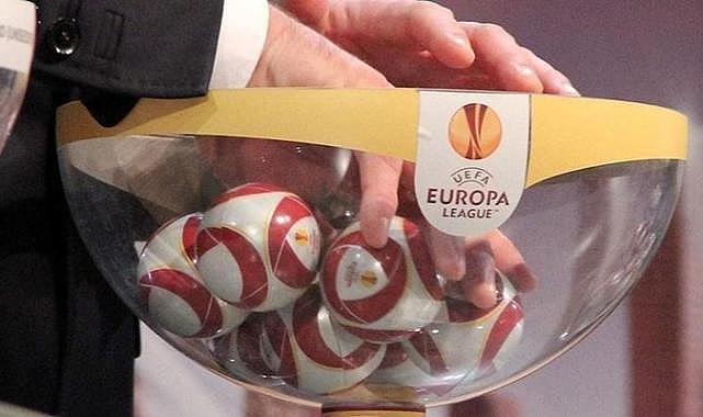 Galatasaray&#039;ı UEFA Konferans Ligi&#039;nden eleyen Sparta Prag&#039;a kura şoku! Sarı-Kırmızılı taraftalar rakibi görünce &#039;İyi ki elenmişiz&#039; dedi