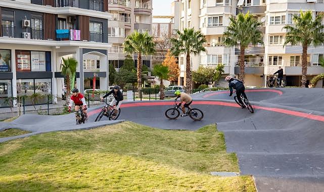 Karşıyaka’da heyecanın adresi Pump Track Bisiklet Parkuru oldu