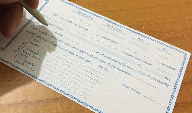 PTT görevlisiyim diyerek, boş senetlere imza attıran şahıs yakalandı