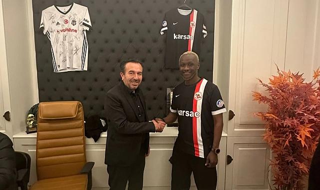 Trabzonspor&#039;un efsane futbolcusu Yattara geri döndü! 43 yaşında lisansı çıkarıldı