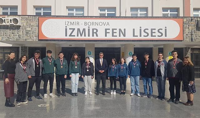 TÜBİTAK Bilim Olimpiyatlarında İzmir’e 12 Madalya