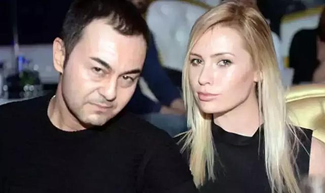 Chloe Loughnan ile Serdar Ortaç&#039;ın düğün davetiyesi bit pazarında ortaya çıktı! Sosyal medyanın diline düştüler