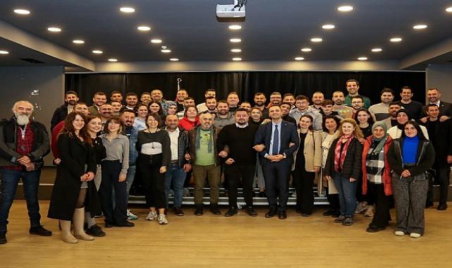 CHP adayı Eşki&#039;den işçilere tam zamanlı çalışma müjdesi!