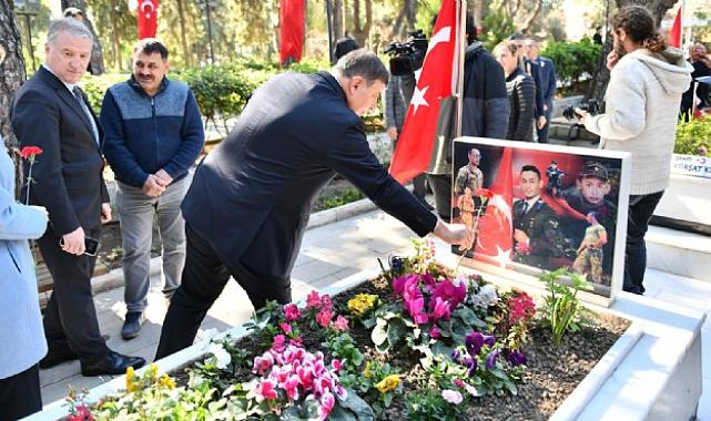 CHP adayı Tugay&#039;dan ‘resmi tören’ sitemi!