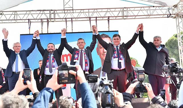 CHP lideri Özel, Ödemiş&#039;te konuştu: Bu seçim ülkeye mesaj verecek