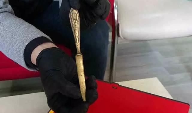 Dünyada benzeri olmayan Galatasaray logosunu buldu! Şimdi ise satışa çıkardı...