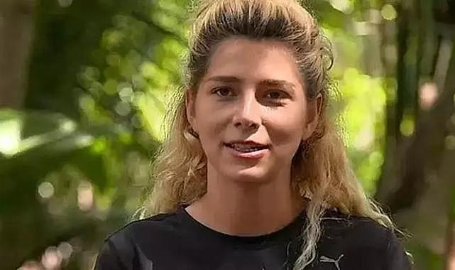 Estetiklerini gizlemeyen İlayda Şeker filtresiz halini paylaştı! Yeni imajı dikkat çekmişti