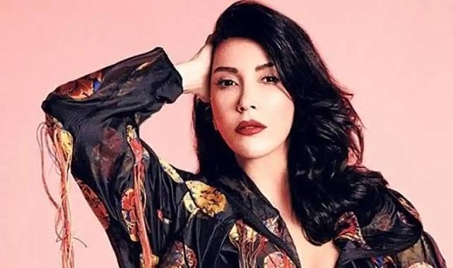 Hande Yener&#039;in acı günü: Dünyamı kaybettim