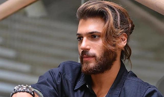 Havalimanında izdiham yaşandı! Can Yaman'ın karşılaması sosyal medyada gündem oldu