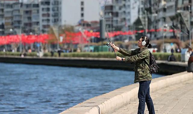 İzmir'e yaz geliyor: Sıcaklıklar 27 dereceye kadar yükselecek