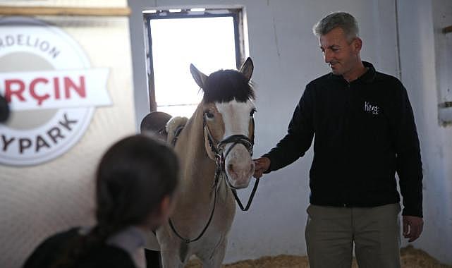 Karşıyaka’da 26 bin çocuk binicilik sporuyla tanıştı