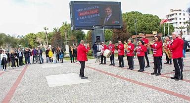 Karşıyaka'da 8 Mart etkinliği 4 gün sürecek: Bando, müzik dinletisi, dans gösterileri