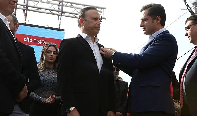 Seferihisar&#039;da halk ittifakı: İYİ Parti’den istifa eden 317 kişi CHP’ye katıldı