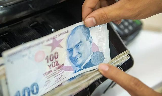 Türk Lirası mevduat faizinde yeni oranlar! Borsa mı faiz mi? Uzman isim yanıtladı