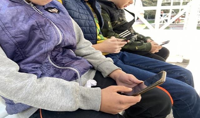 Çocukların gizlediği dijital zorbalığa dikkat