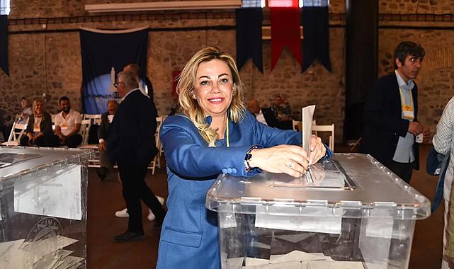 İzmir Gazeteciler Cemiyeti&#039;nde ikinci Dilek Gappi dönemi