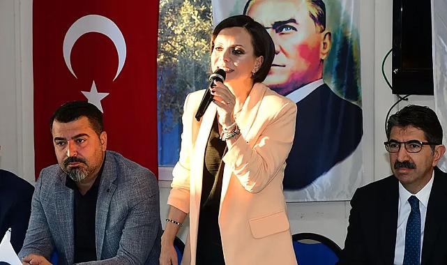 Kınay&#039;dan bayramlaşma mesaisi: Tuttuğum elleri hiç bırakmayacağım