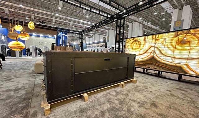 Marble İzmir&#039;e damga vurdu: Çelik masa depremde hayat kurtaracak