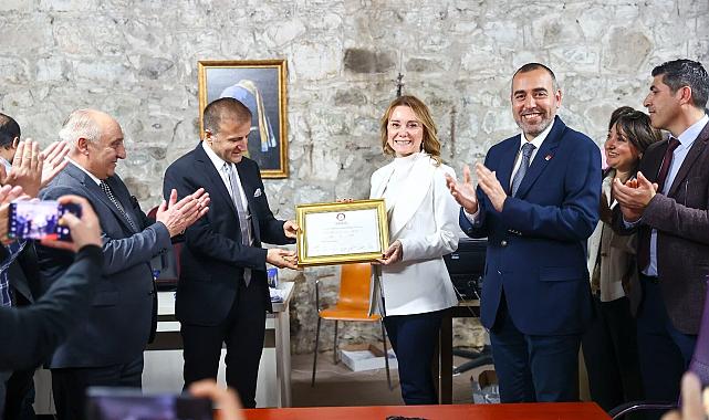 Mutlu: İşimiz gücümüz Konak olacak