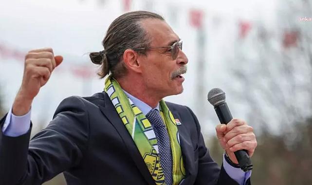 Sabah belediye başkanı akşam aktör! Erdal Beşikçioğlu tiyatro sahnesinde... O görüntüler gündem oldu