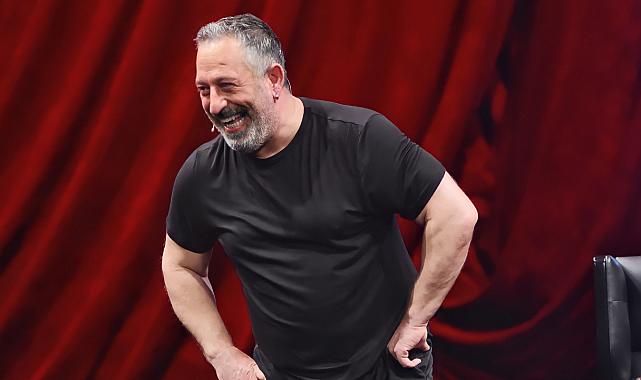 Cem Yılmaz&#039;dan sahneyi terk etti iddiasına jet yanıt: Dün mü başladık bu işe?