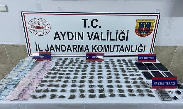 İhbar üzerine durduruldu... Torbacı çıktılar!