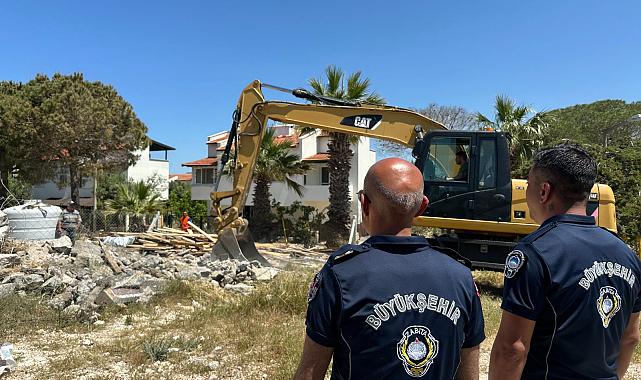 İzmir Büyükşehir Belediyesi kaçak yapılaşmaya izin vermiyor