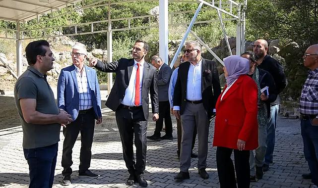 Sorunlar gün ışığında çözülmeye başlıyor: Bornova’nın köylerinde sabah mesaisi